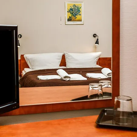 Antares I & Ii Bed and breakfast