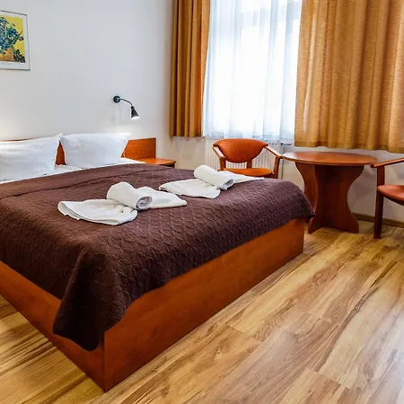 Antares I & Ii Bed & Breakfast