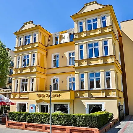 Couette-café Antares I & Ii Świnoujście