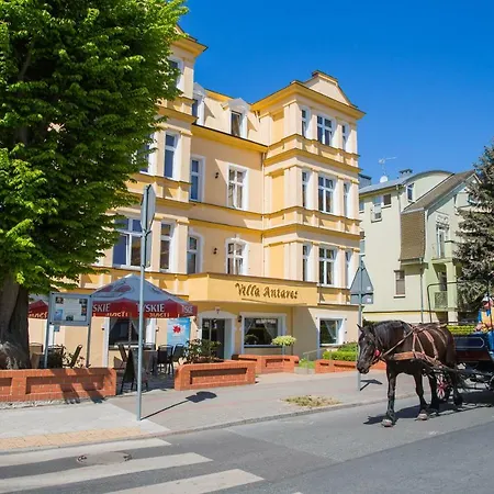 Bed & Breakfast Antares I & Ii Svinoústí