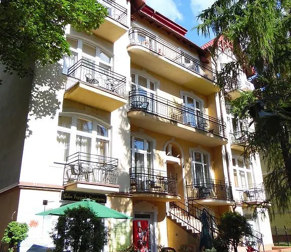 Bed & Breakfast Antares I & Ii